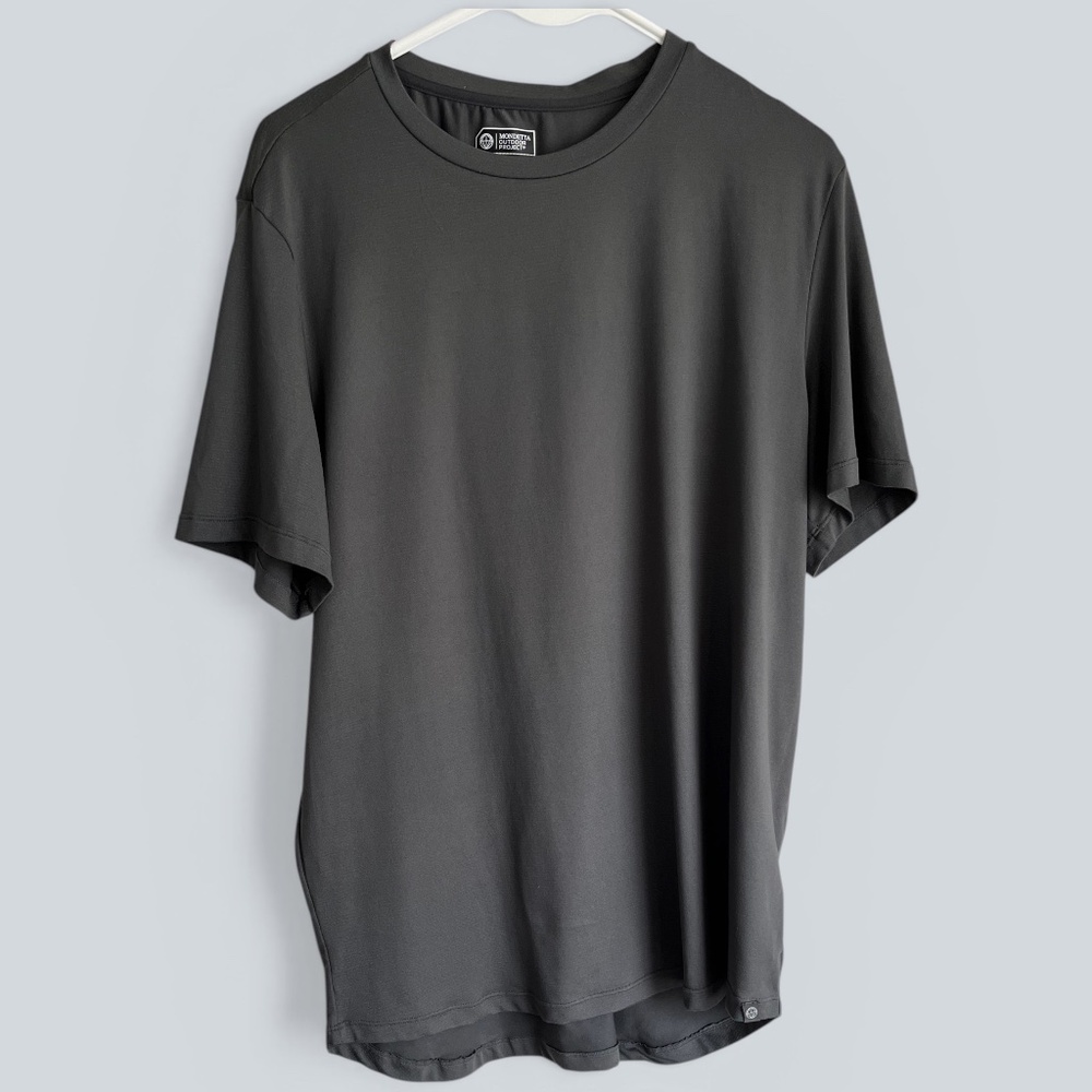 Mondetta Outdoor Project MENS Charcoal Gray Tee Size Medium